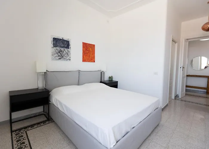 Apartment Guesthost - Modern And Bright In