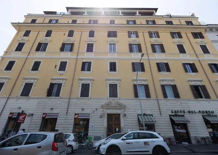 Guesthost - Modern And Bright In Rome